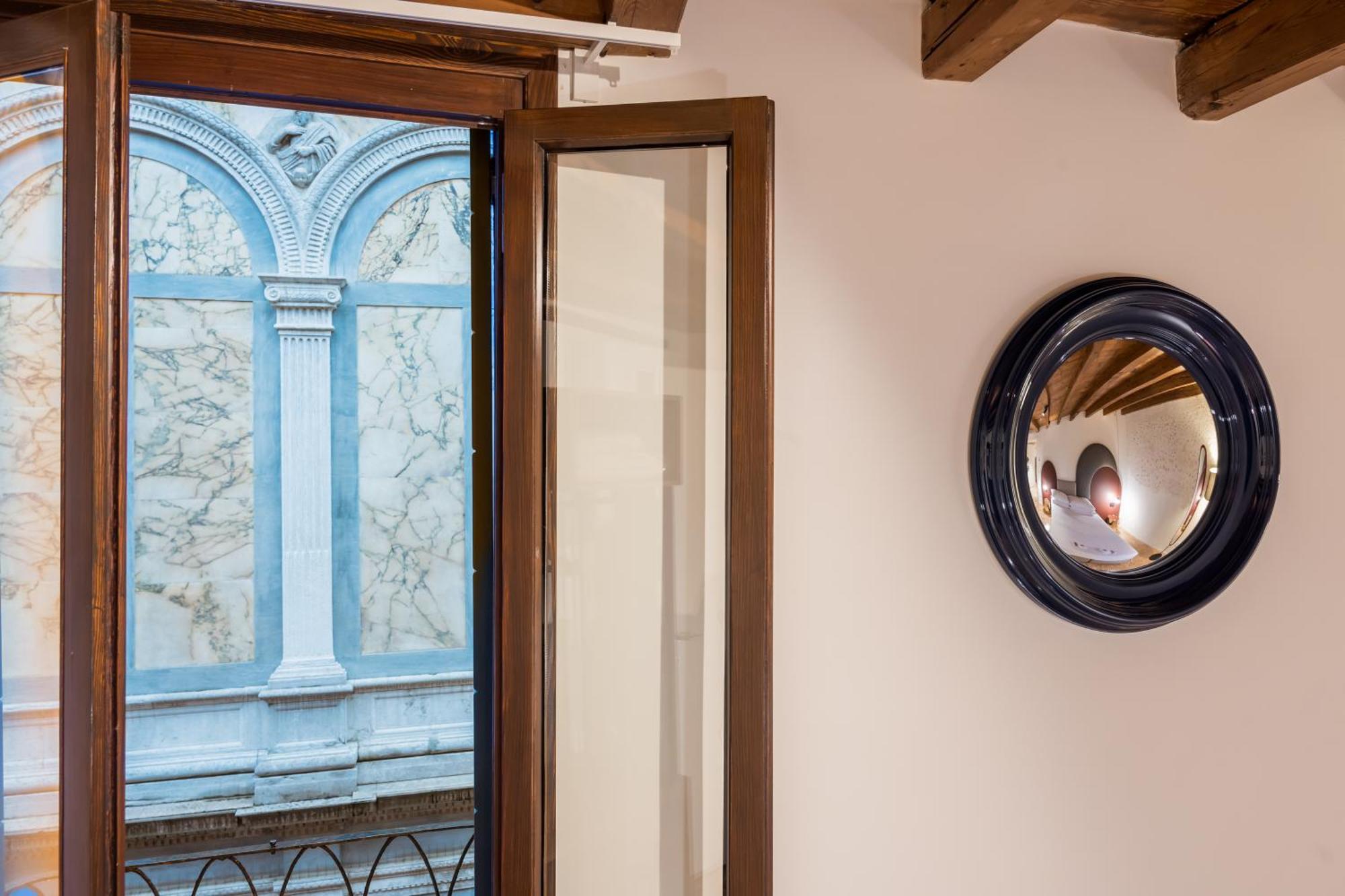 Palazzo Miracoli Apartments Venedik Dış mekan fotoğraf